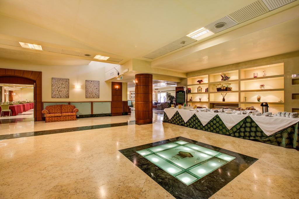 Appia Park Hotel Rzym Zewnętrze zdjęcie